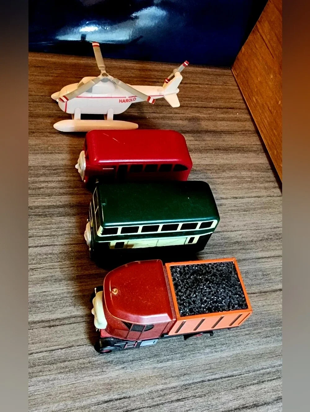TrackMaster Motorized Vehicle Lot Bertie Bus Harold Helicopter Elizabeth Bulgy